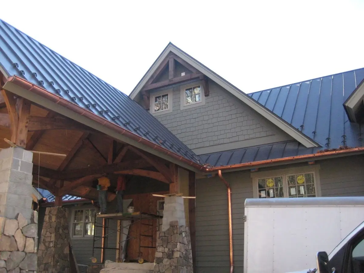 Craftsman Roofing team delivering quality roofing work in Glengary